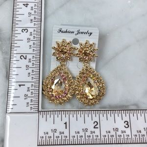Cherryl’s Jewelry - Champagne Crystal Chandelier Event Earrings Cherryl’s Jewelry - Champagne Crystal Chandelier Event Earrings